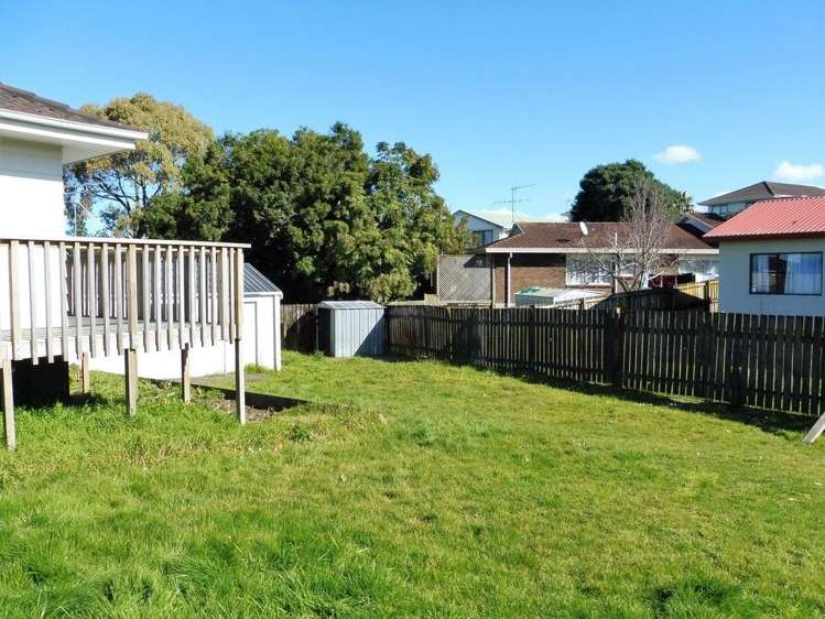 197 Mahia Road Wattle Downs_10