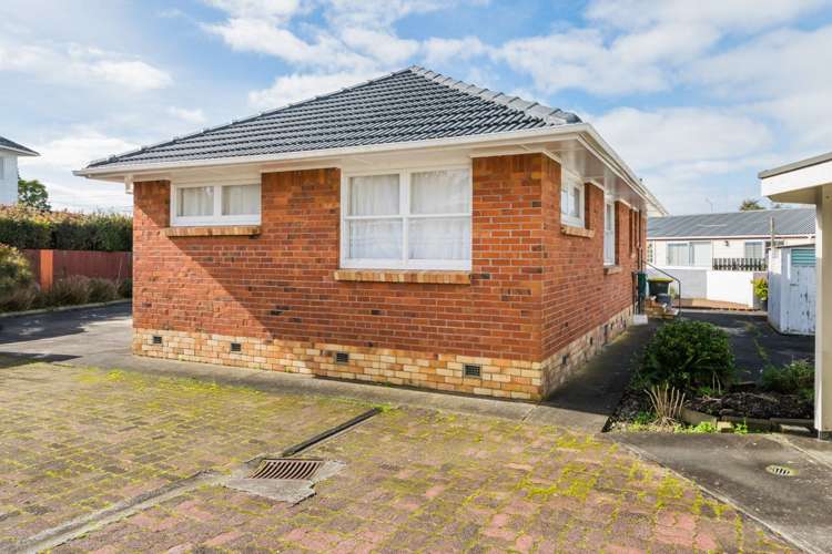 3/20 Ocean View Road Northcote_9