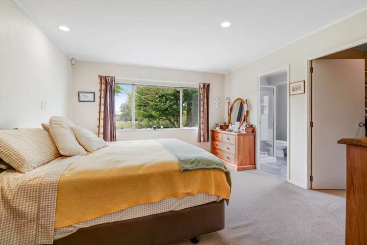 17 McGowan Place Orewa_16