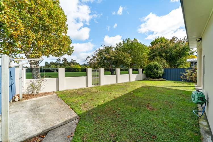 17 Parkwood Grove Trentham_26