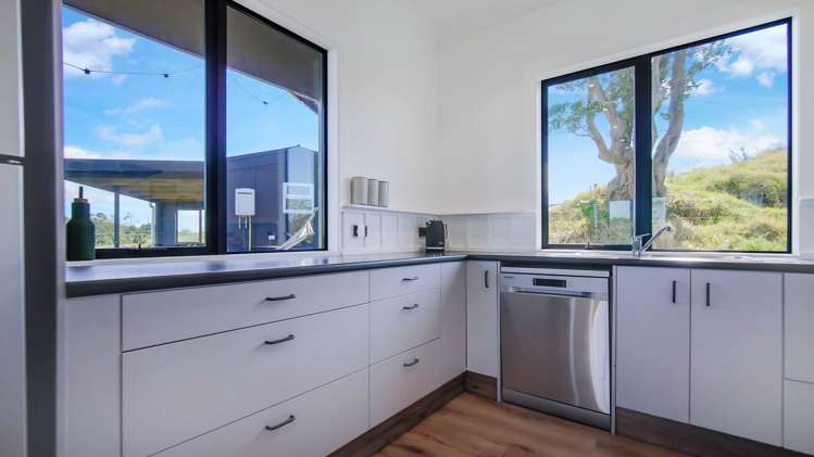 6190 South Road Rahotu_31