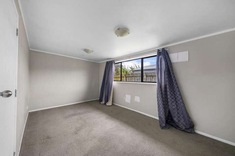 10 Stainton Place Otara_13