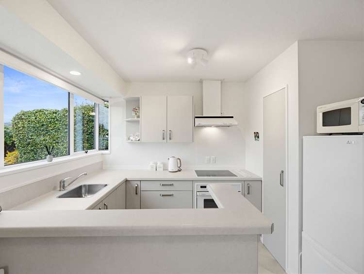 8 Kennedys Bush Road Halswell_12