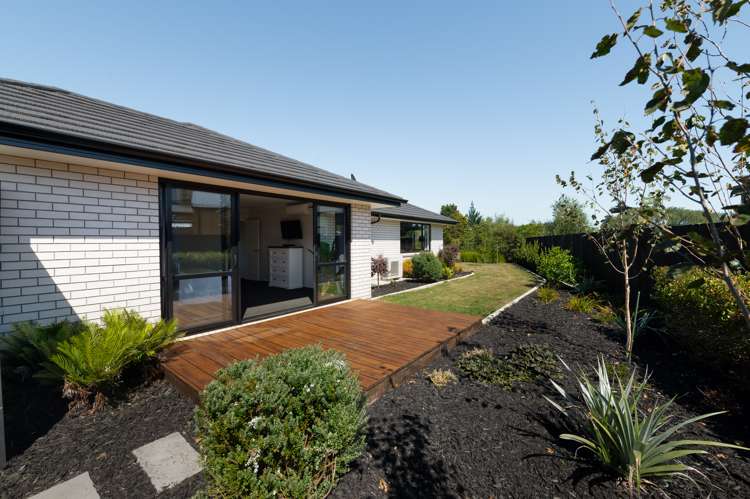 8c East Ridge Grove Newstead_22