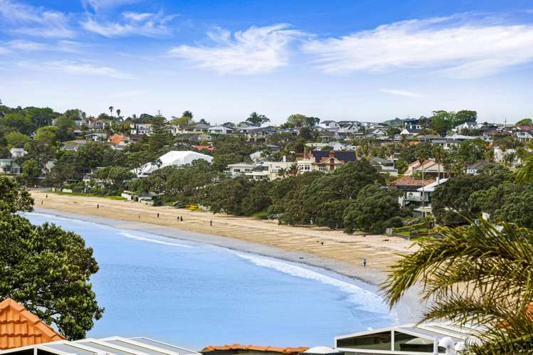 4C/173 Hurstmere Road Takapuna_17