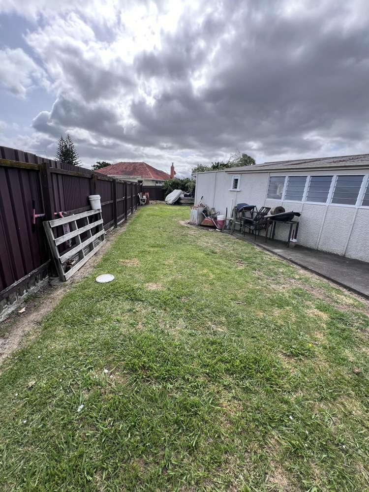 18 Tyrone Street Otara_10