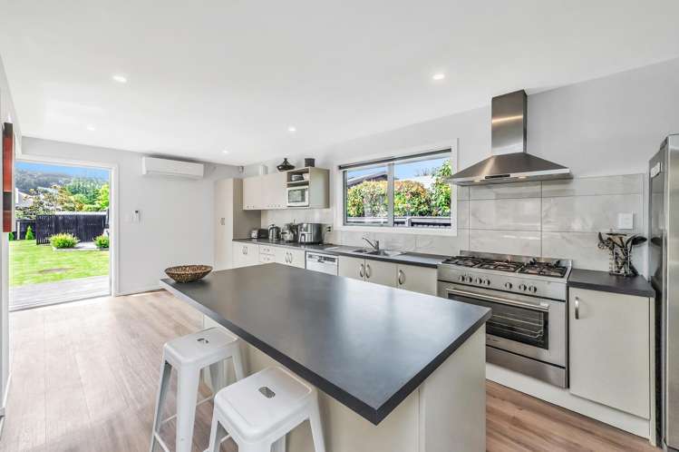 17 Pahau Place Cracroft_8