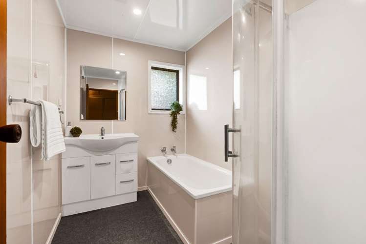 48 Penrith Street Westown_11