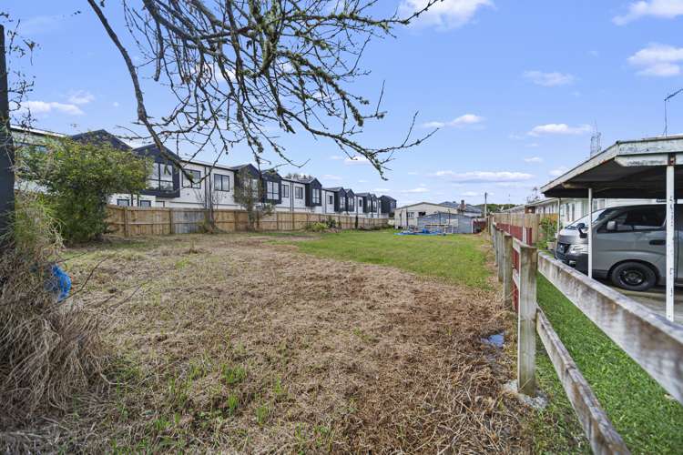 105 Portage Road New Lynn_2