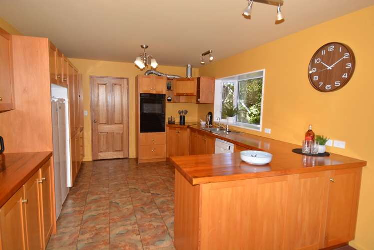 33 Rakiura Parade Otatara_8