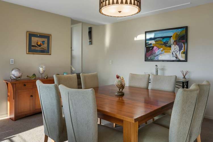 16 Carnoustie Place Aongatete_6