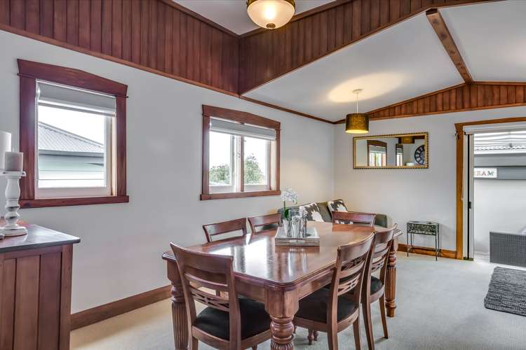 45 Lake Road Devonport_21