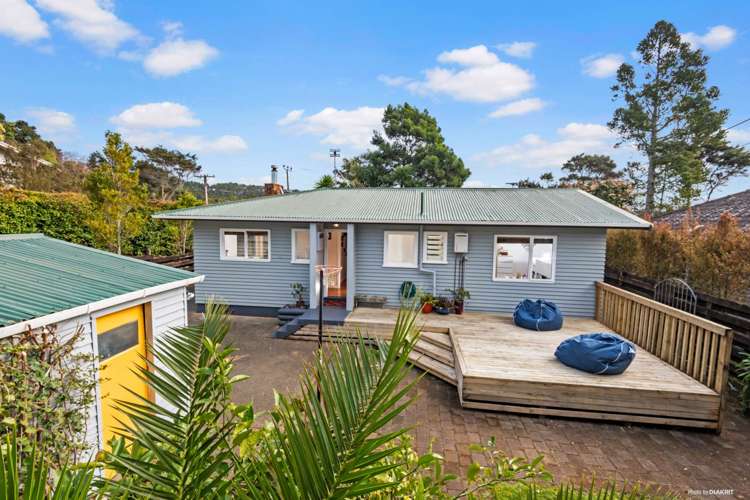 32 Konini Road Titirangi_1