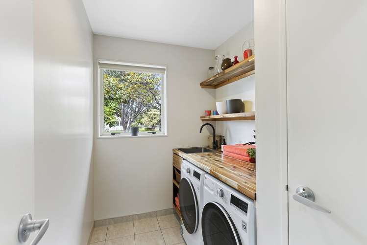 2 Vinograd Drive Te Atatu Peninsula_32