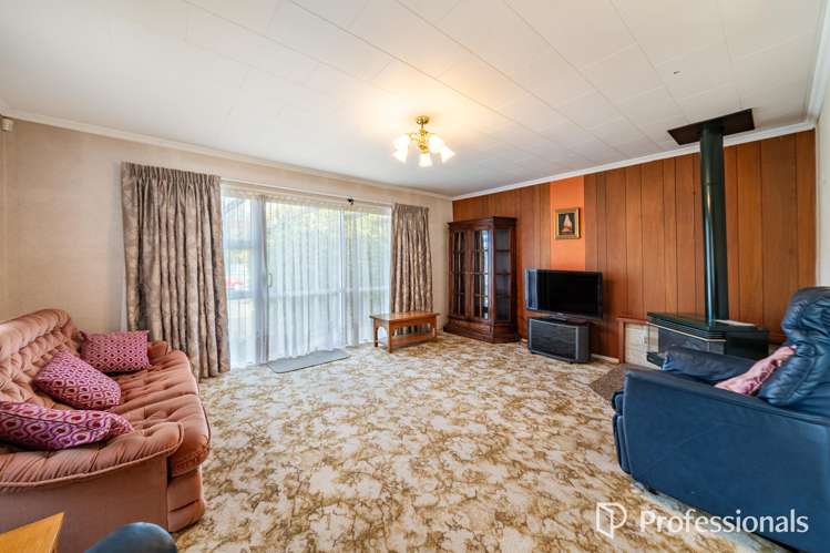 4 Miles Crescent Wainuiomata_16