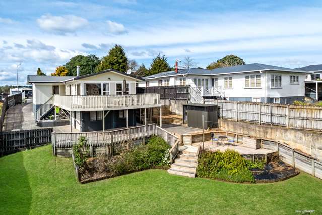 Spacious Family Living with Stunning Valley Views