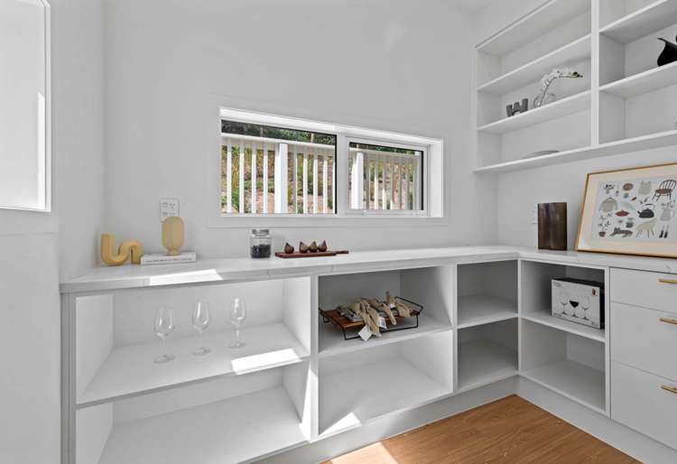 38 Awanui Road Red Beach_10