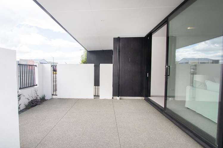 13 Mona Square Ashburton_22