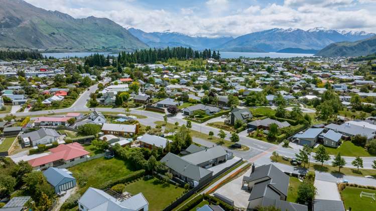 58 Mount Iron Drive Wanaka_31