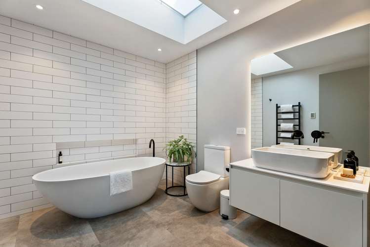 4a Finch Street Morningside_21