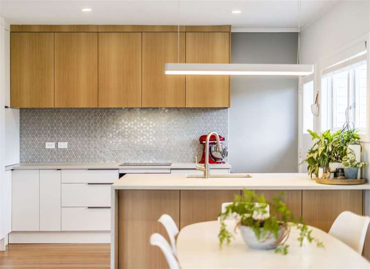 17a Clinton Avenue Te Atatu Peninsula_9