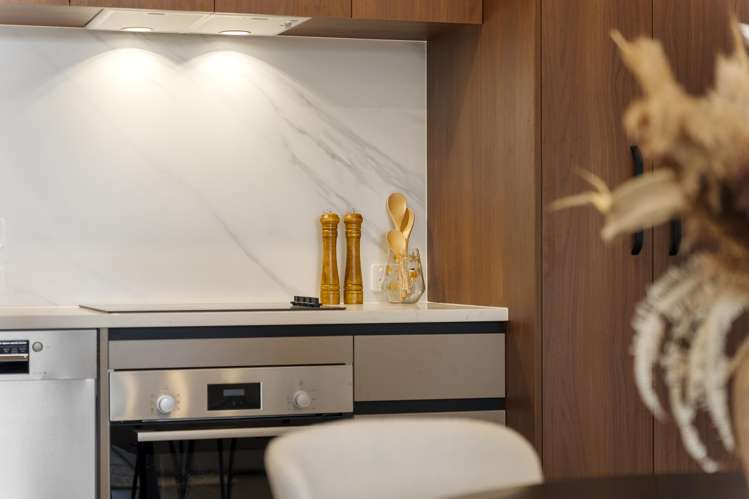27E Seaview Terrace Mt Albert_19