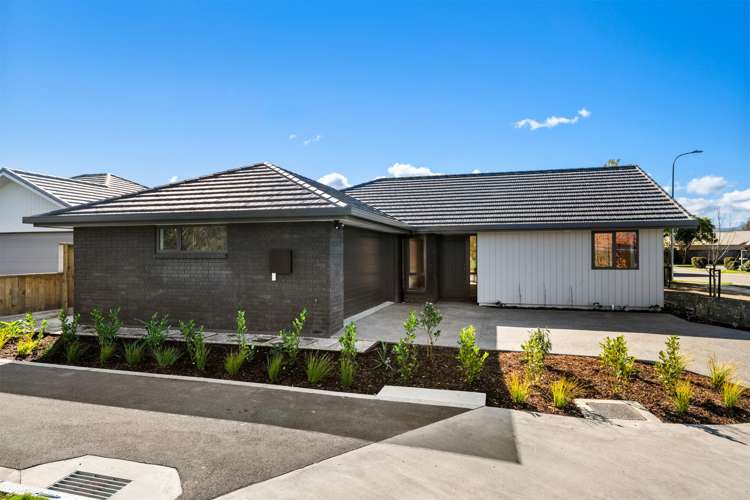 11 Magnolia Drive Springlands_39