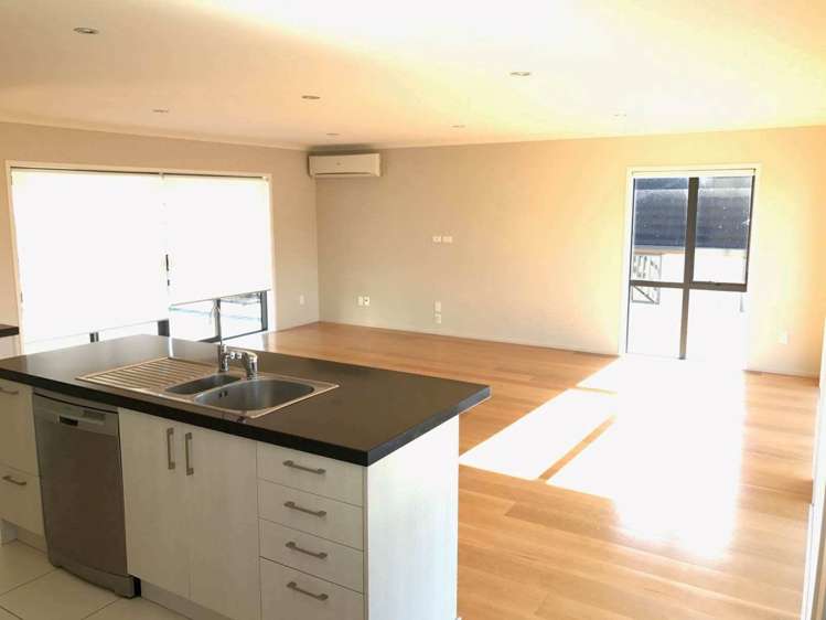 Mural Place Greenhithe_2