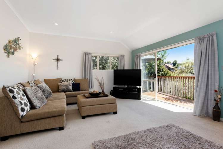 897b East Coast Road Northcross_2