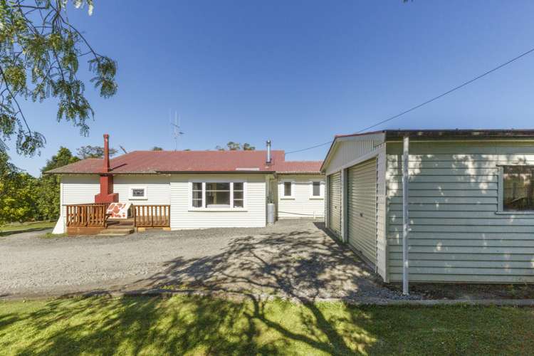 52 James Road Halcombe_11