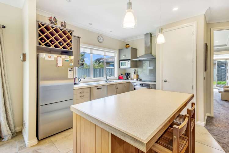 28 Delta Mews Place Clive_7