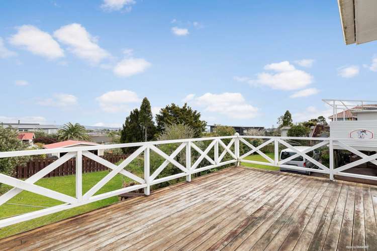 4 Mcfadzean Drive Blockhouse Bay_8