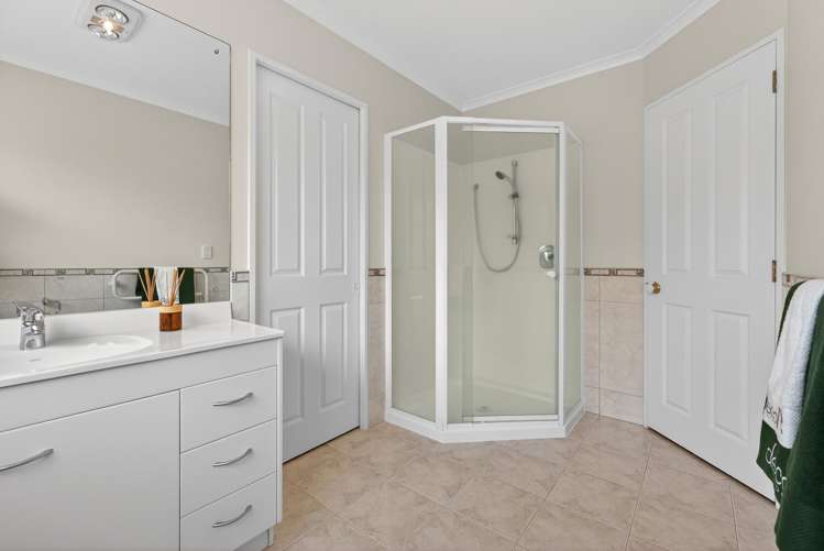 32 Delmont Close East Tamaki Heights_13