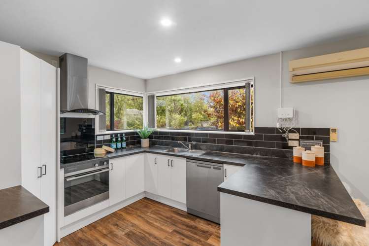 11 Kowhai Street Oxford_3