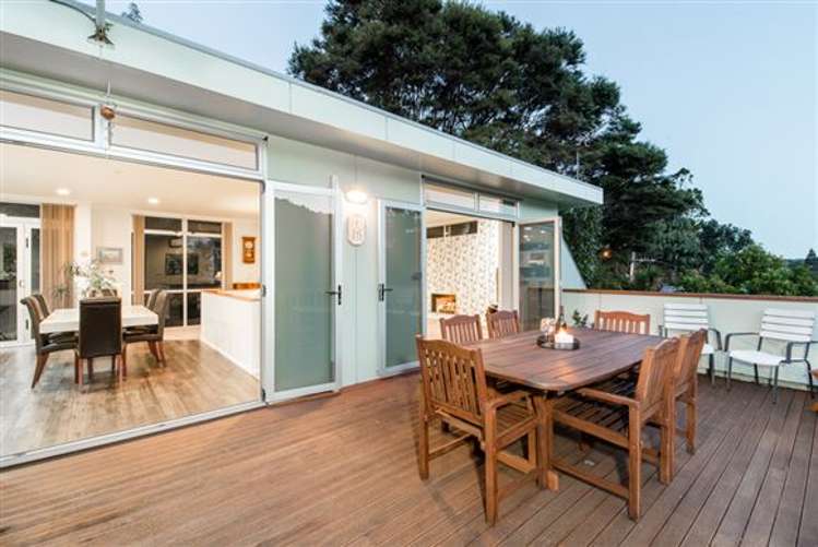 15 York Road Titirangi_18