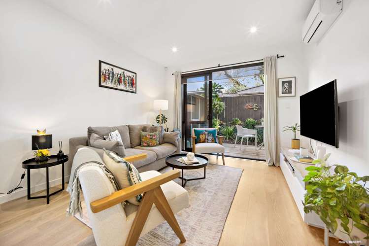 5B Beach Road Te Atatu Peninsula_5