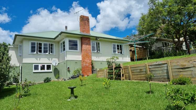 13 View Street Maungaturoto_3