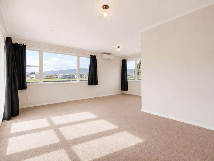2/7 Mitre Grove Trentham_6