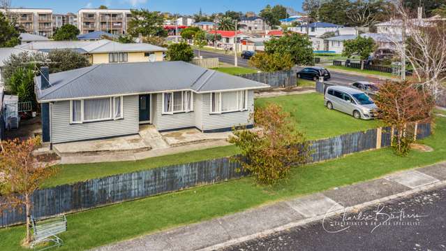 7 Tarata Crescent Mangere Bridge_2