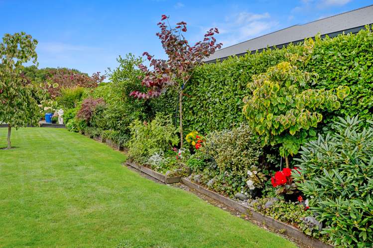 60 Montgomery Crescent Kinloch_25