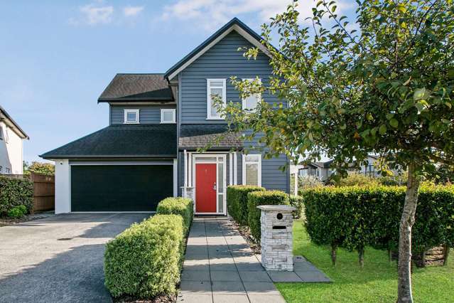 Super Home looking for Super Family