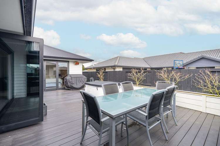 76 Puhirake Crescent Pyes Pa_10