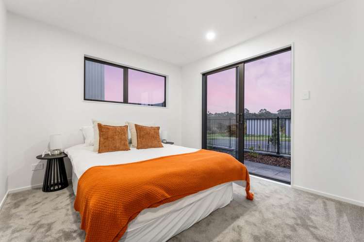 242F West Hoe Heights Orewa_13