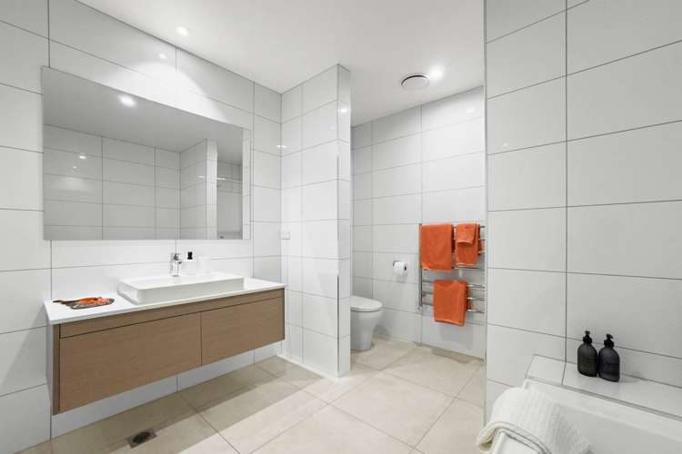 22 Kimiora Street Three Kings_8