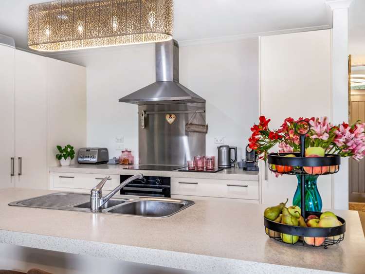 9 Riverside Way Amberley_15