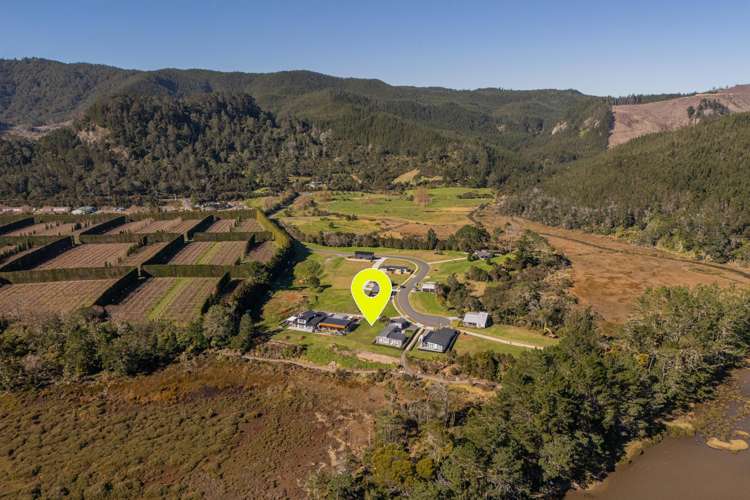 32 North Ridge Drive Pauanui_13