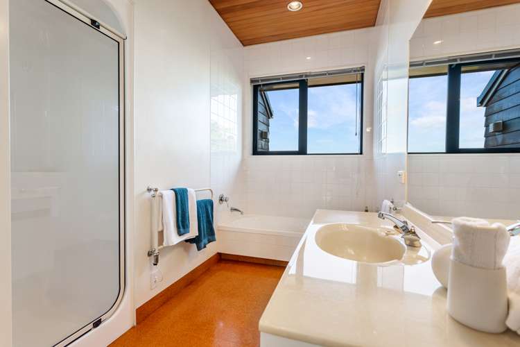 68 Cliff View Drive Green Bay_15