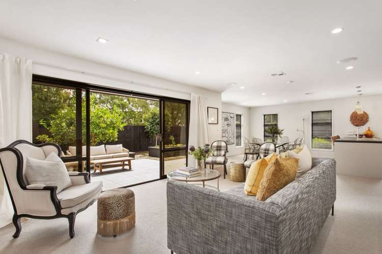 11 The Wickets Hillmorton_2