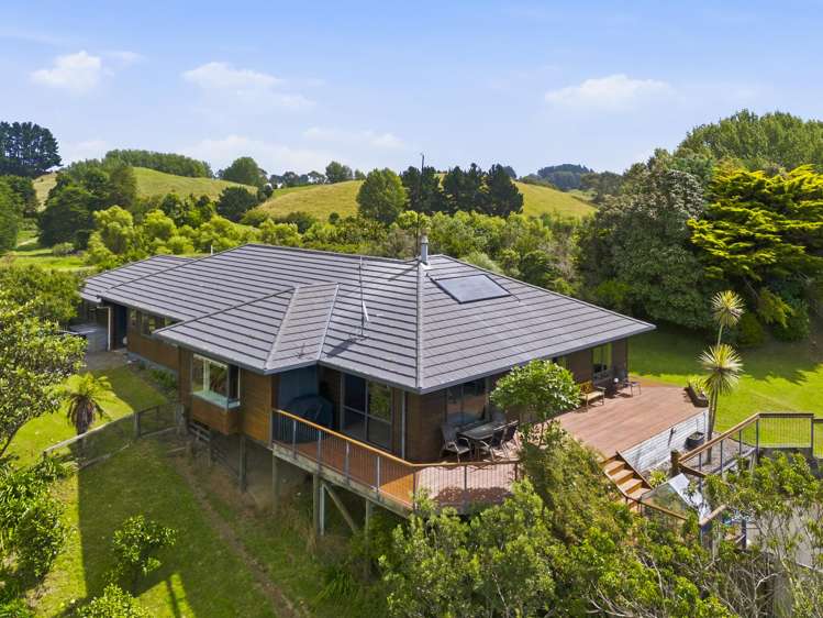 84 Derham Road Te Horo_4