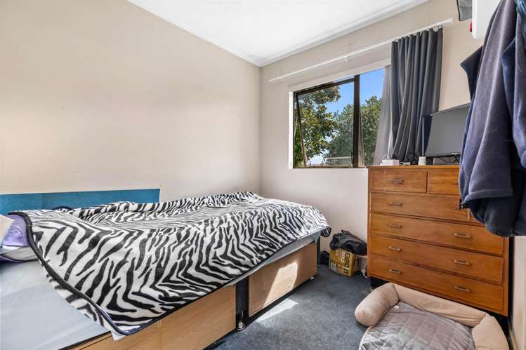 2/13 Paton Avenue Te Atatu South_9